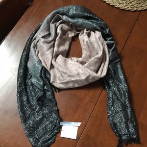 Urban outfitters scarf